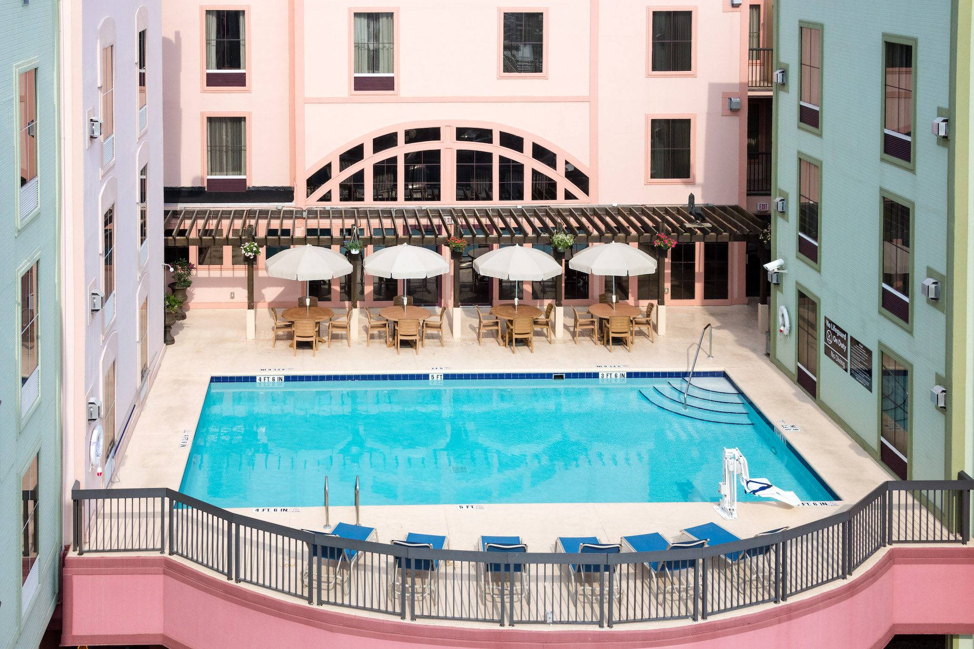 Hampton Inn & Suites, Amelia Island Historic Harbor Front pool