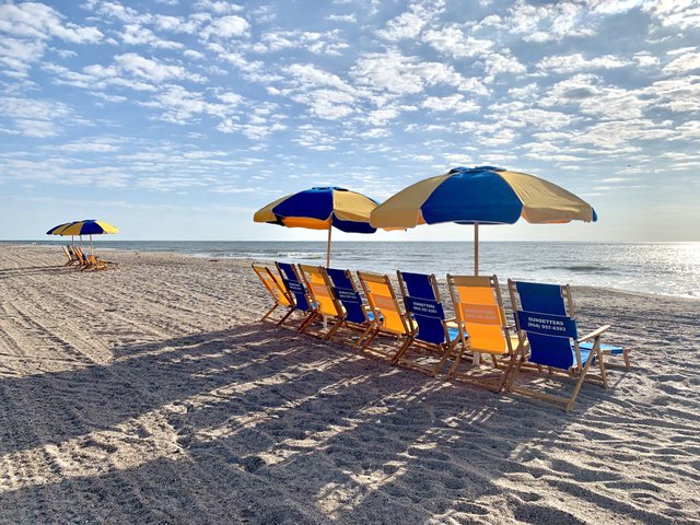 SunSetters Beach Service